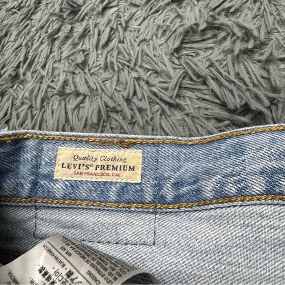 Levi's Light Blue Men's Jeans - Picture 2 of 5